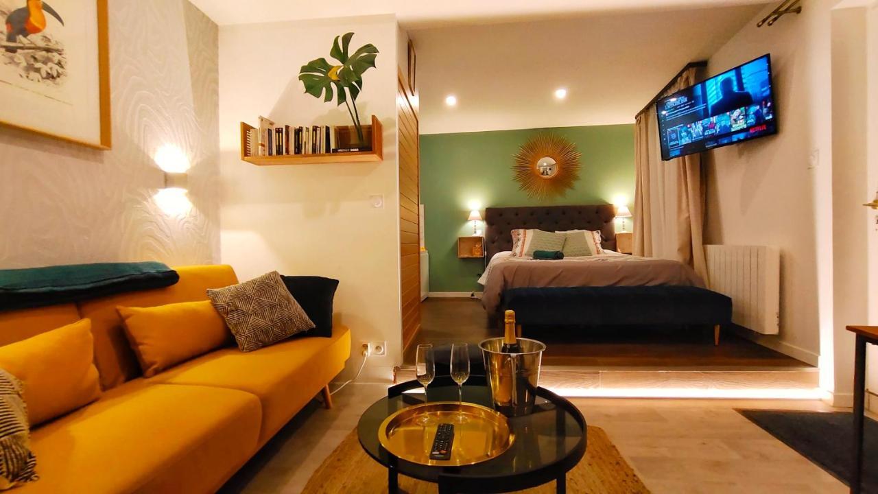 Votre Escale Jungle Sauna & Spa Niort Extérieur photo
